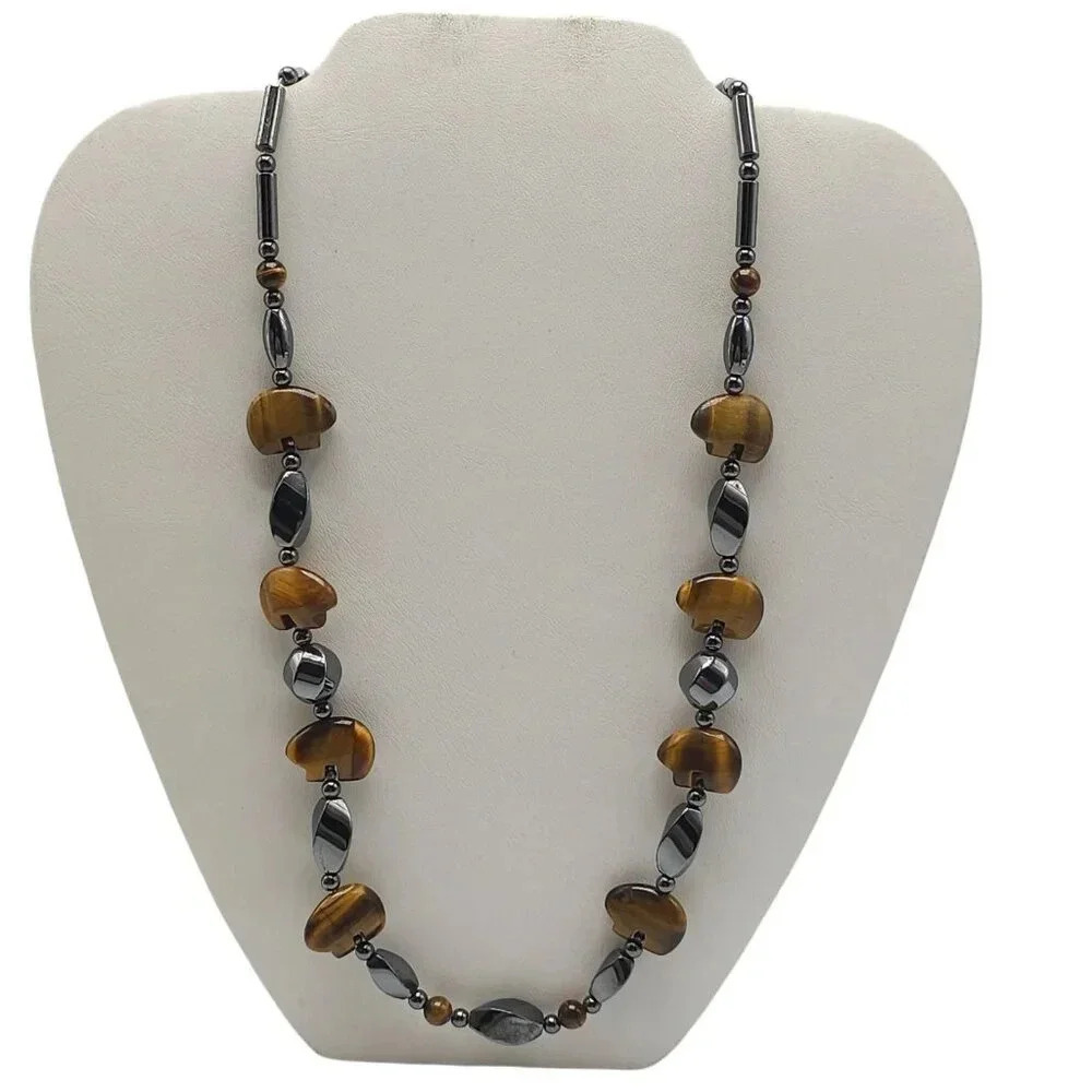 Tiger’s Eye Fetish Bear Southwest Hematite Bead Beaded Long Necklace Vintage
